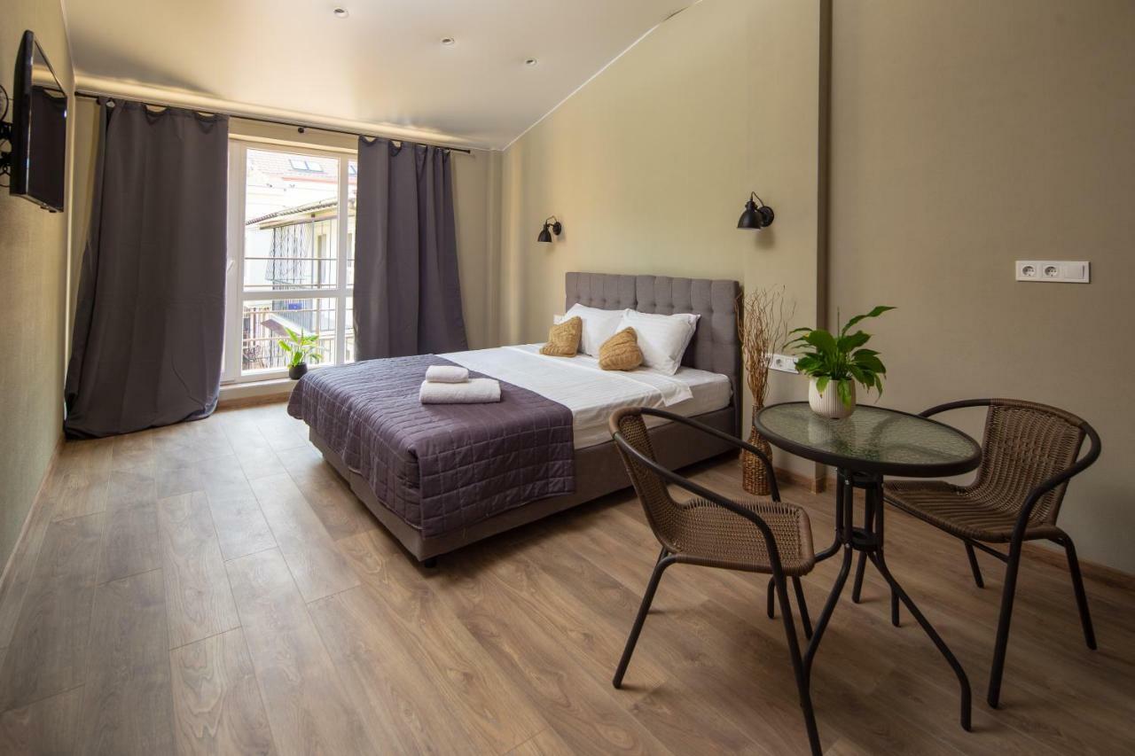Poet Apartments أوديسا المظهر الخارجي الصورة