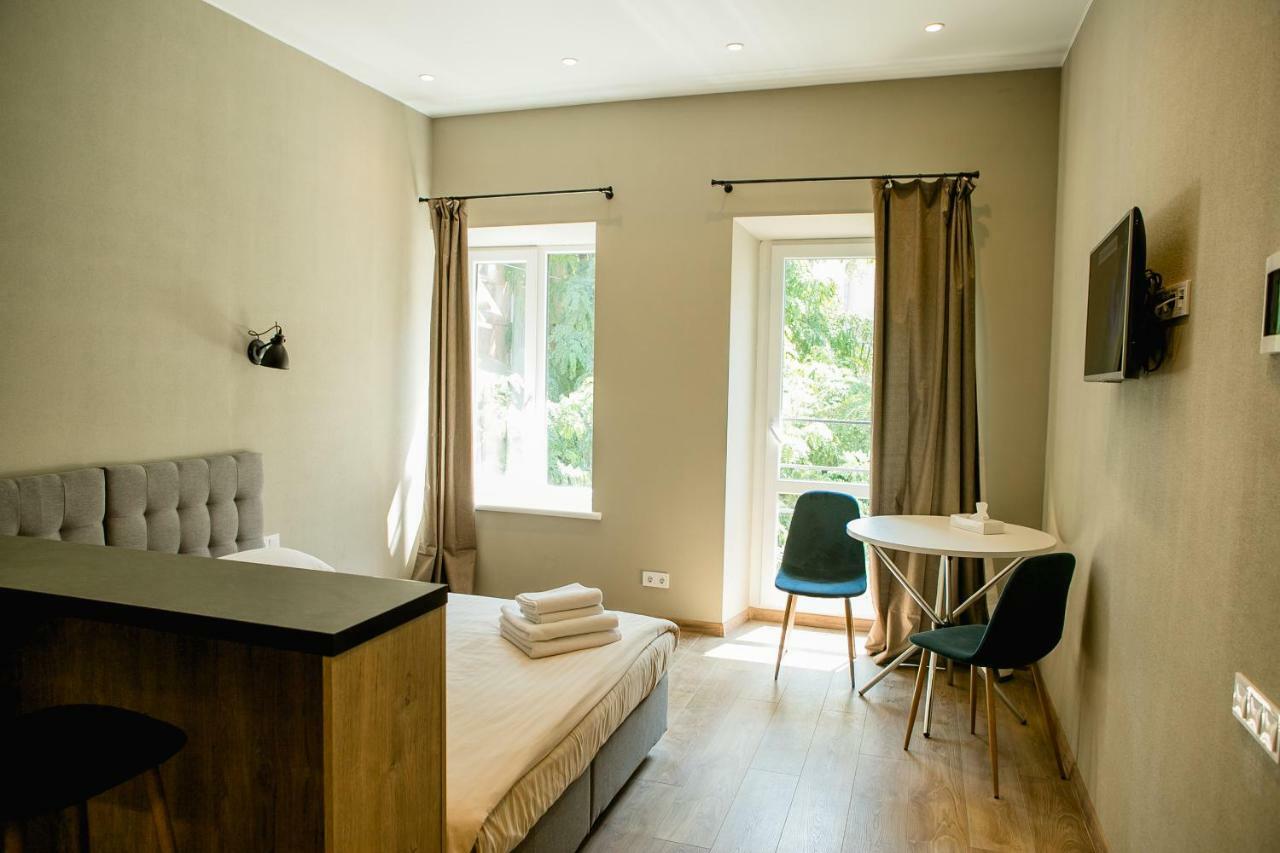 Poet Apartments أوديسا المظهر الخارجي الصورة